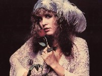 Stevie Nicks: 2012 ще събере Fleetwood Mac Stevie Nicks: 2012 ще събере Fleetwood Mac